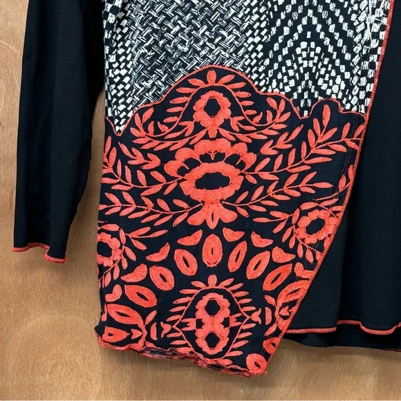 Parsley and sage mixed pattern boho artsy tunic, medium - Picture 4 of 8